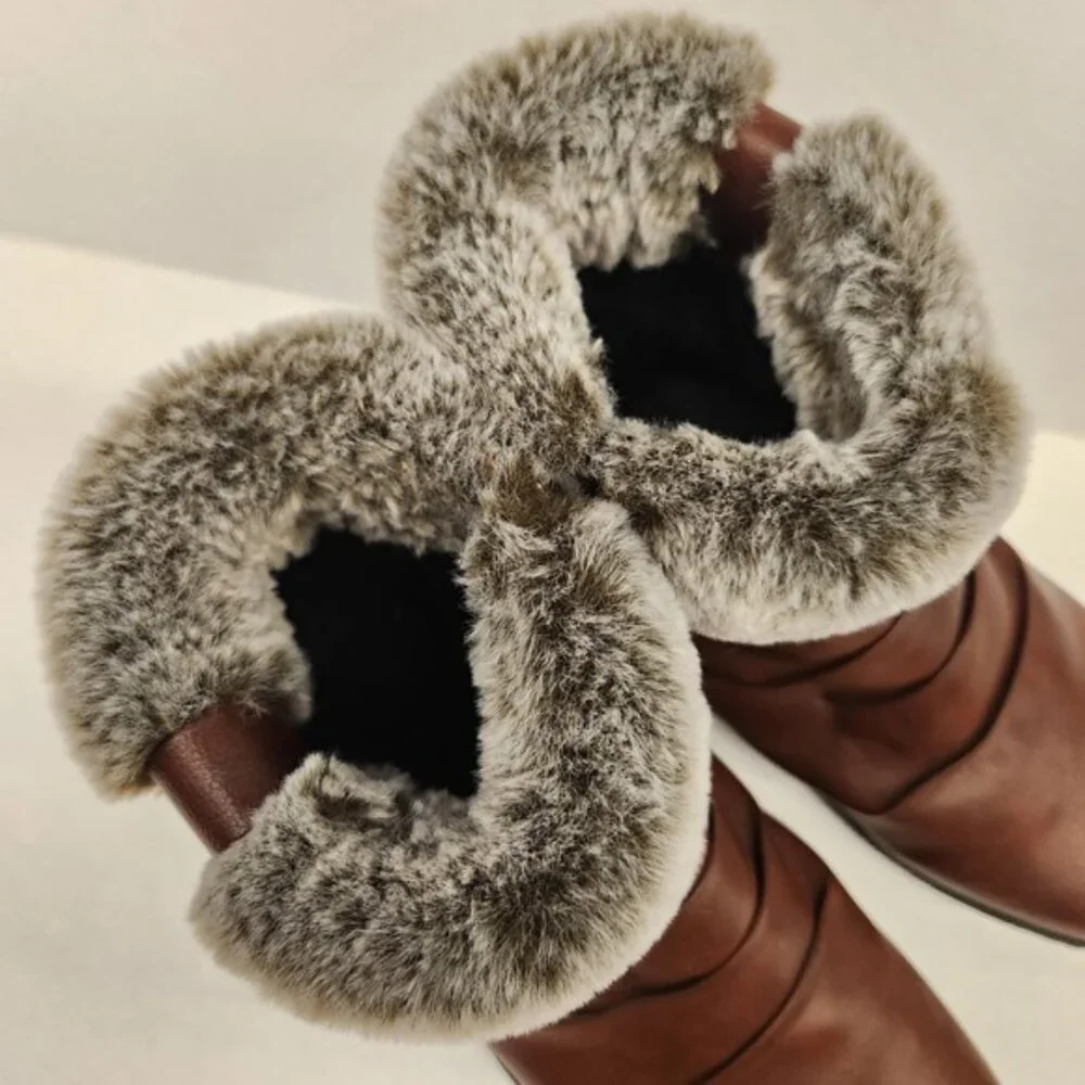 Westwind Brown Faux Fur Collar Ankle Boots‎ Women's Size 8M Winter Casual Shoes